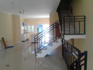 Kingston 8, Kingston / St. Andrew, Jamaica - Townhouse for Sale